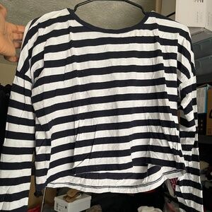long sleeve crop top